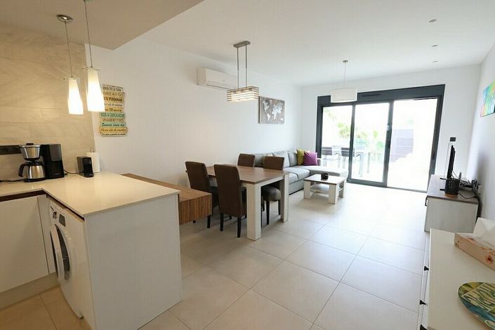 Image No.2-2 Bed Bungalow for sale