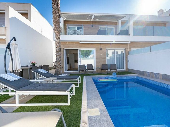 Image No.16-3 Bed Villa for sale