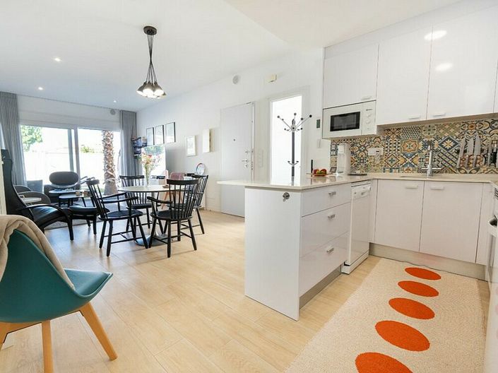 Image No.4-3 Bed Villa for sale