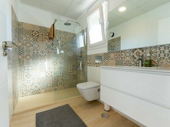 Image No.9-3 Bed Villa for sale