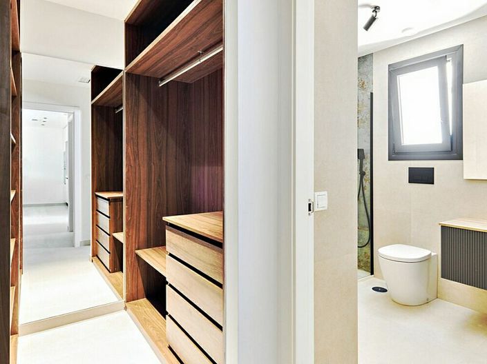 Image No.12-2 Bed Apartment for sale