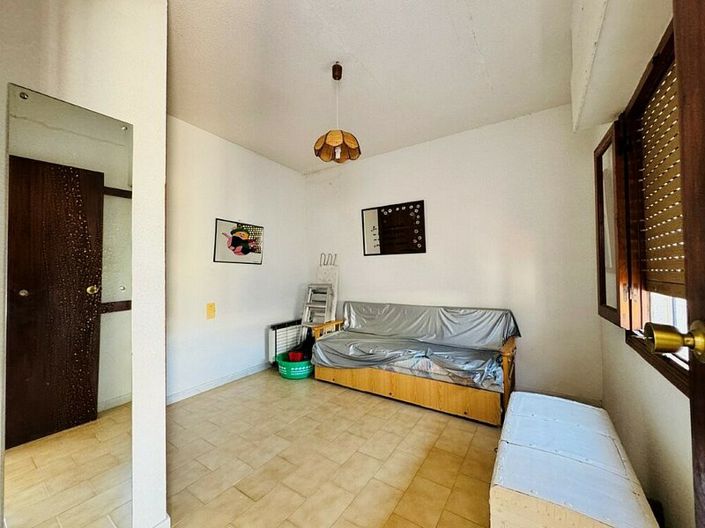 Image No.14-3 Bed Apartment for sale