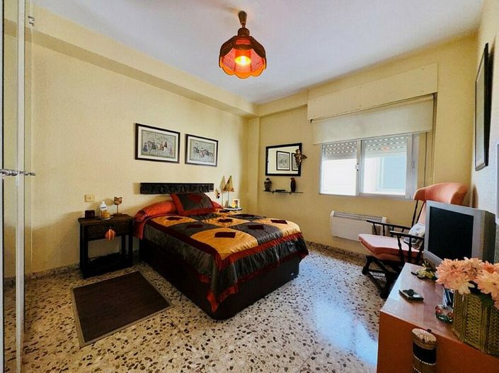 Image No.6-3 Bed Apartment for sale