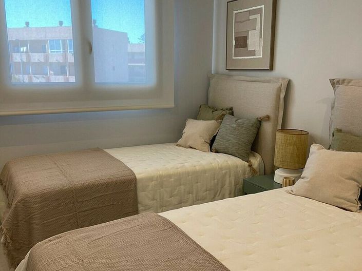 Image No.9-3 Bed Apartment for sale