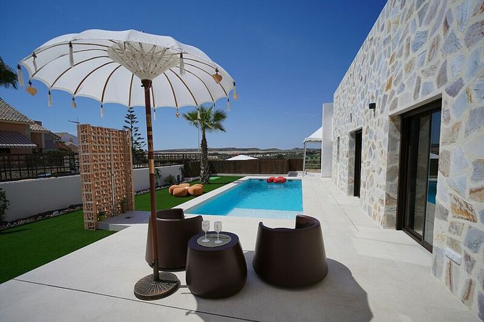 Image No.2-Villa de 3 chambres à vendre à La Finca