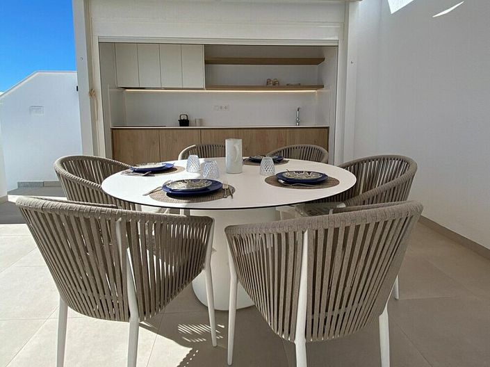 Image No.3-3 Bed Apartment for sale