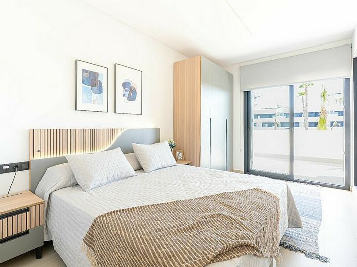 Image No.11-2 Bed Apartment for sale