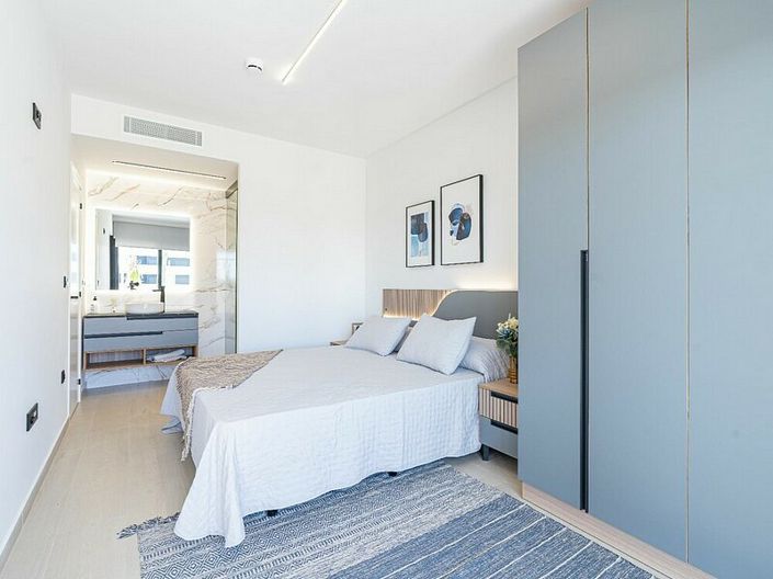 Image No.9-2 Bed Apartment for sale