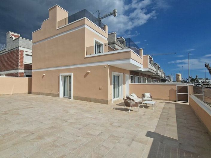 Image No.3-Villa de 3 chambres à vendre à Pilar de la Horadada