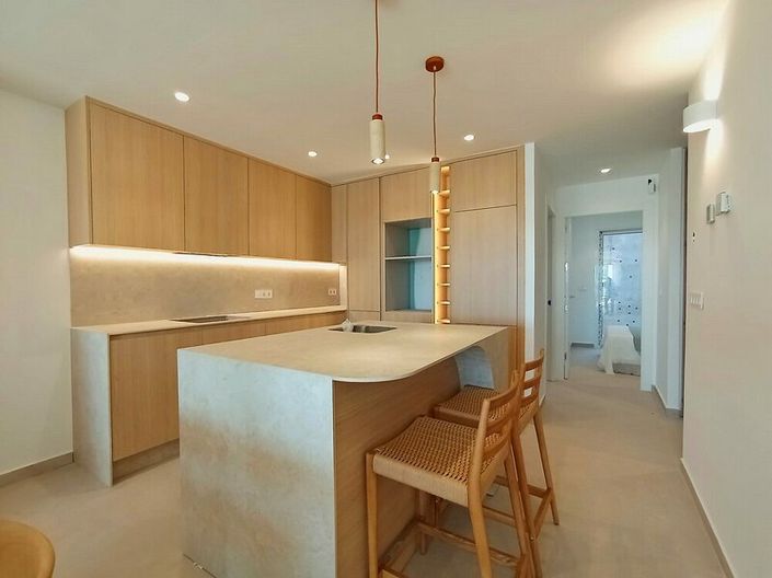Image No.8-3 Bed Apartment for sale