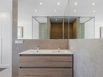 property747fullimage10