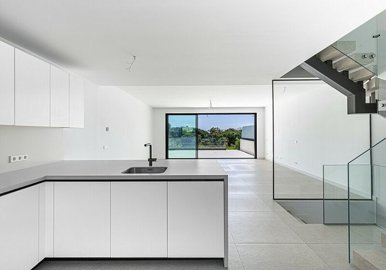 property758fullimage9