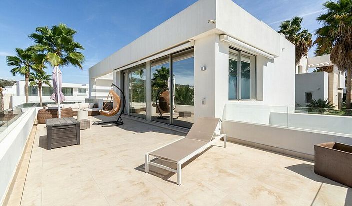 Image No.16-3 Bed Villa for sale