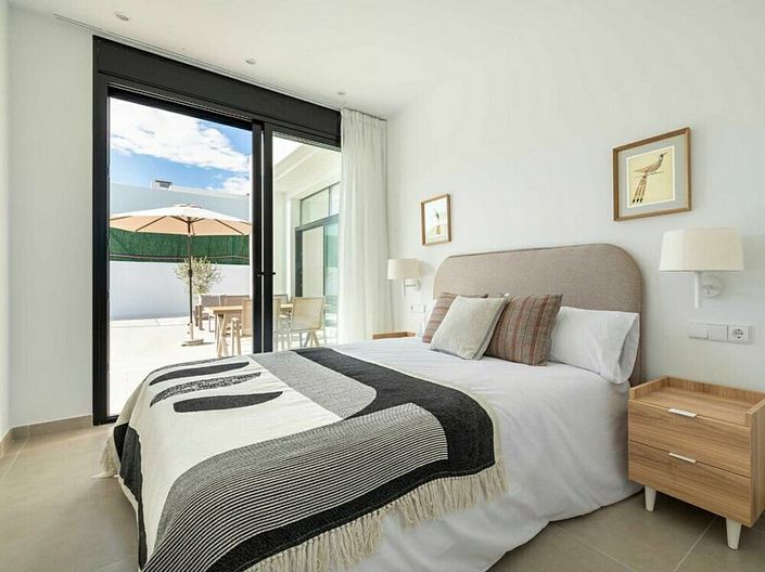 Image No.11-3 Bed Villa for sale