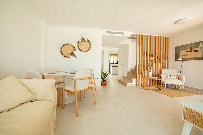 Image No.6-3 Bed Villa for sale