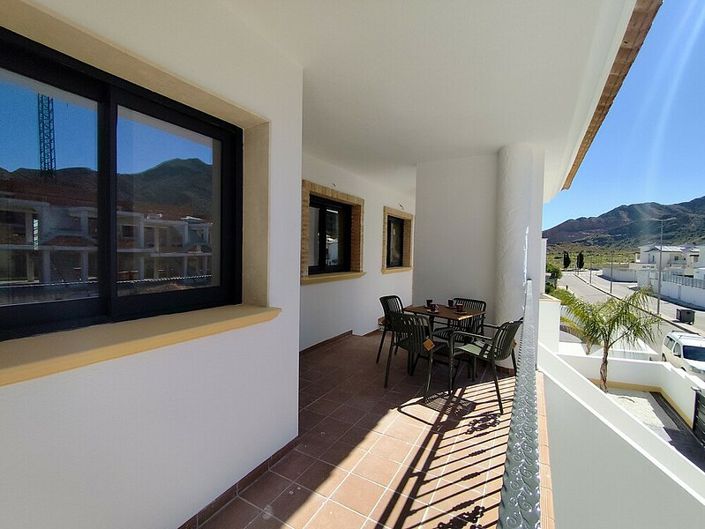 2-Bed Bungalows with Garden or Solarium
