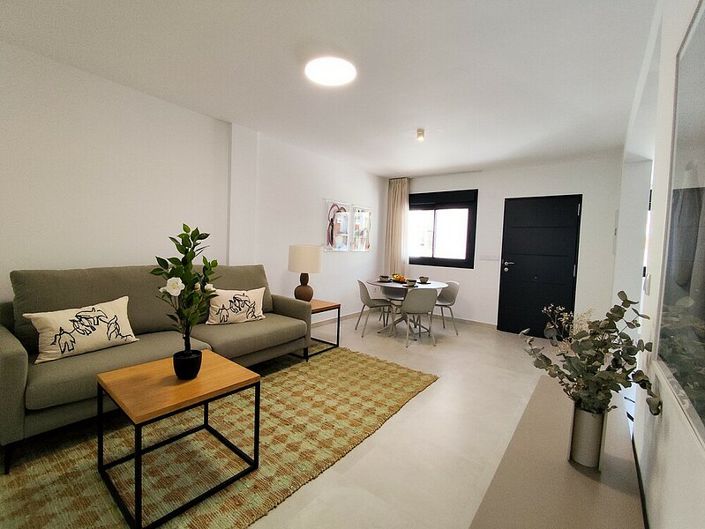 Image No.6-2 Bed Bungalow for sale