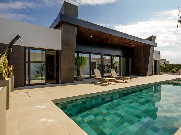 Image No.3-3 Bed Villa for sale