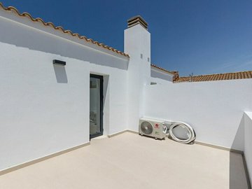property809fullimage13