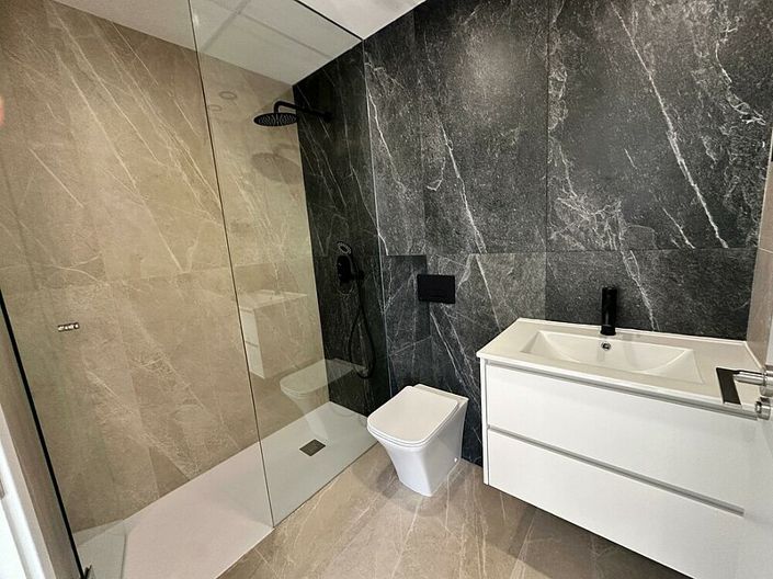 Image No.12-2 Bed Apartment for sale