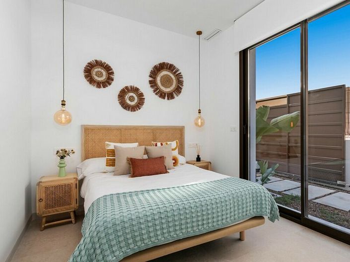 Image No.7-3 Bed Villa for sale