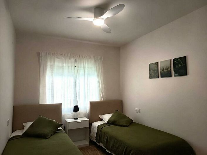 Image No.14-2 Bed Bungalow for sale