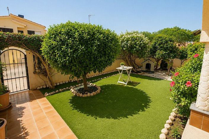 Image No.12-2 Bed Apartment for sale