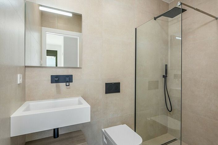 Image No.11-3 Bed Villa for sale
