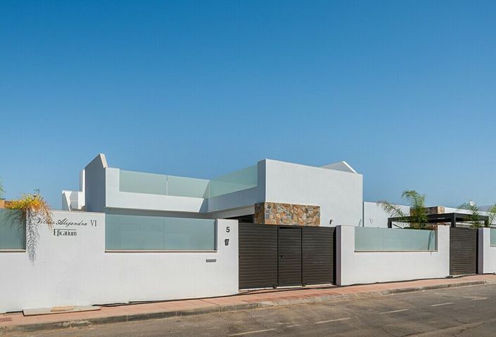 Image No.16-3 Bed Villa for sale