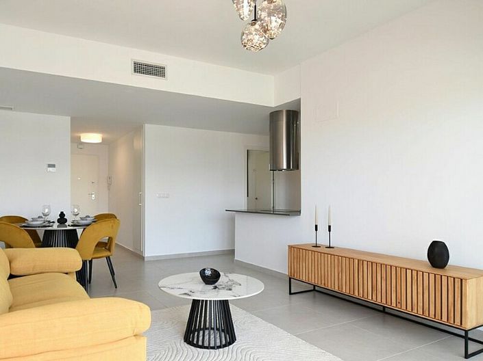 Image No.4-2 Bed Apartment for sale