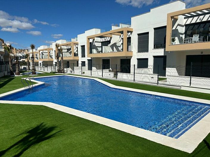 Image No.16-2 Bed Apartment for sale
