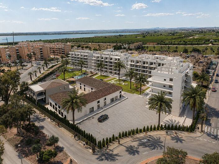 Image No.4-3 Bed Apartment for sale