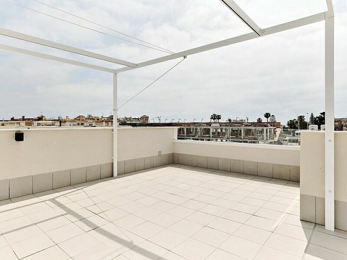 Image No.4-2 Bed Apartment for sale