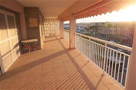Image No.3-Appartement de 3 chambres à vendre à Torrevieja