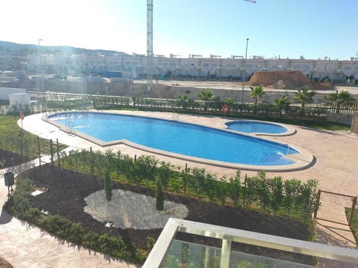 Image No.33-2 Bed House for sale
