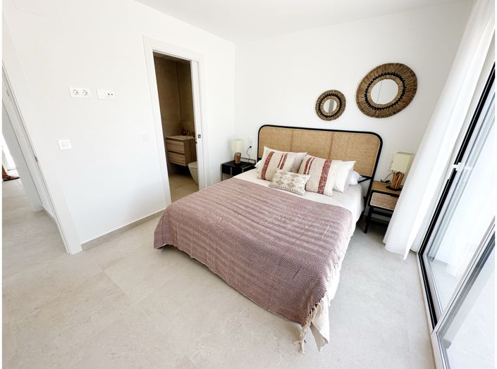 Image No.21-3 Bed Villa for sale