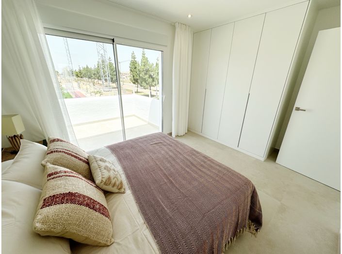 Image No.23-3 Bed Villa for sale