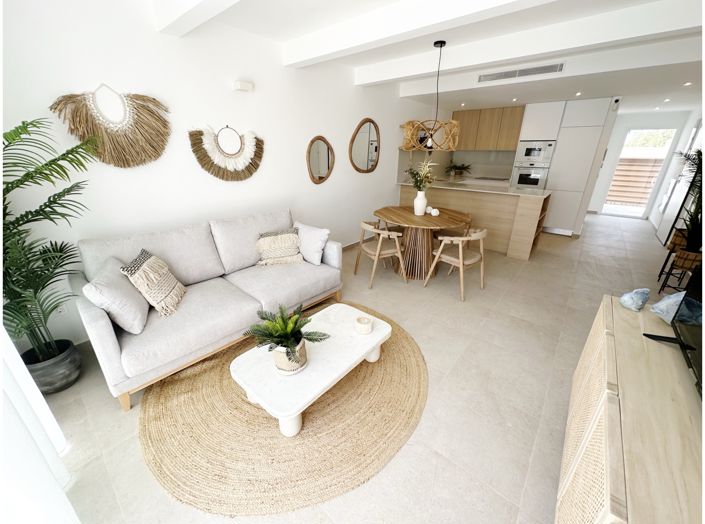 Image No.7-3 Bed Villa for sale