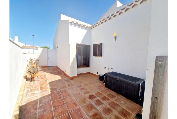 Image No.12-4 Bed Villa for sale