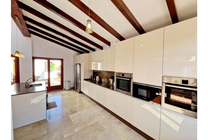 Image No.24-4 Bed Villa for sale