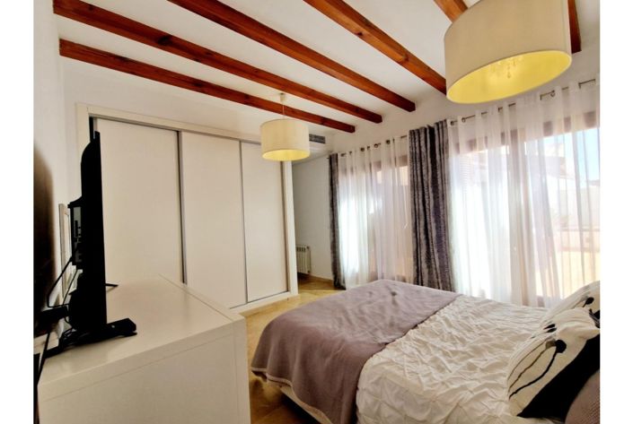 Image No.29-4 Bed Villa for sale