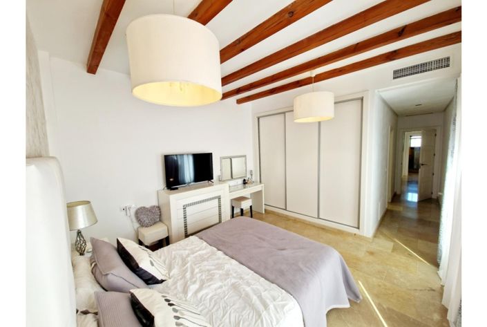 Image No.30-4 Bed Villa for sale