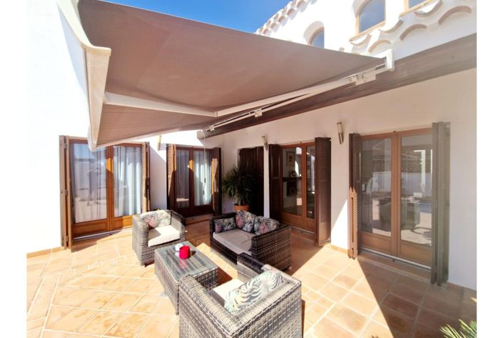 Image No.4-4 Bed Villa for sale
