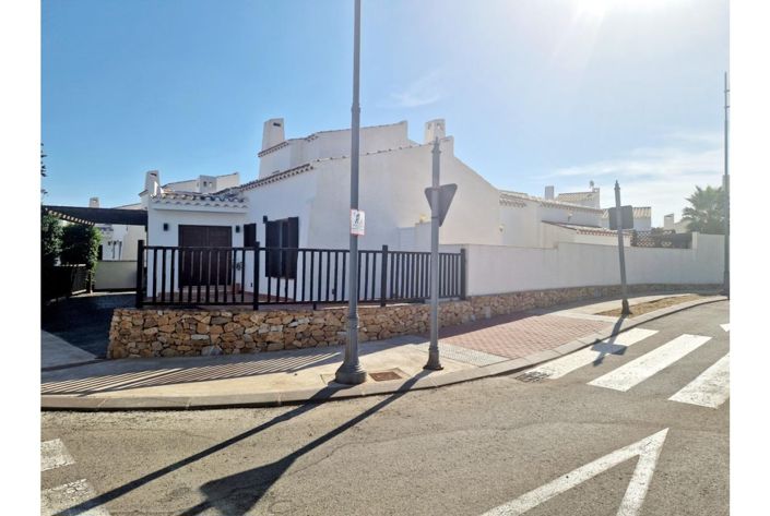 Image No.42-4 Bed Villa for sale