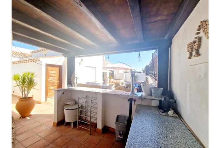 Image No.9-4 Bed Villa for sale