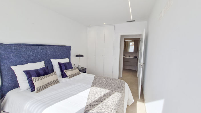 Image No.12-3 Bed Villa for sale