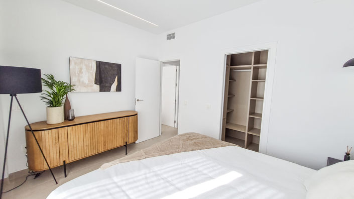 Image No.17-3 Bed Villa for sale