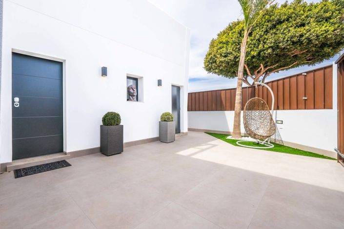 Image No.33-3 Bed Villa for sale