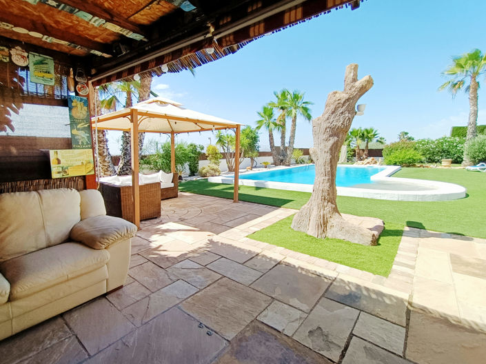 Image No.11-6 Bed Villa for sale