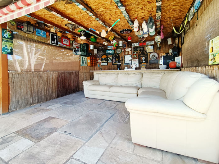 Image No.15-6 Bed Villa for sale